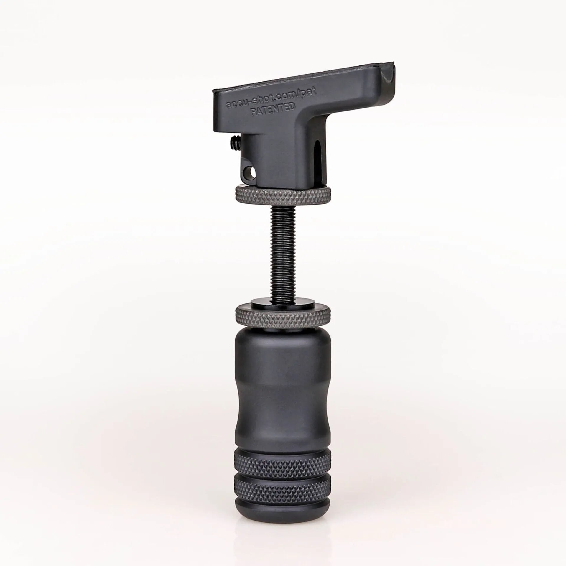 BT04-QK: STANDARD HEIGHT SLING STUD MOUNT ACCU-SHOT® PRECISION MONOPOD - Korppi Gear