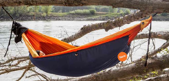 TICKET TO THE MOON MOONQUILT MAKUUPUSSI - Korppi Gear