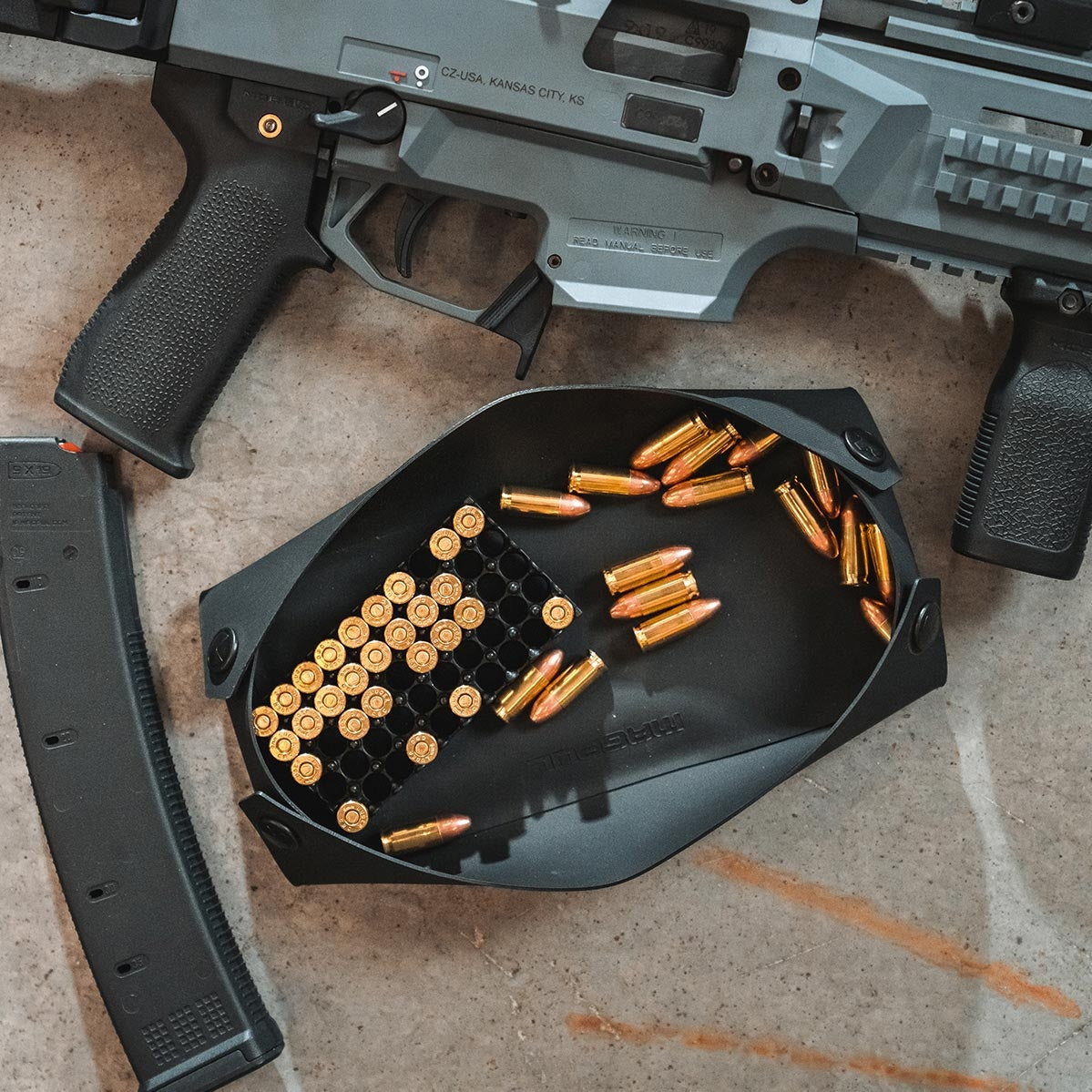 MAGPUL DAKA MAGNETIC FIELD TRAY, SMALL - Korppi Gear