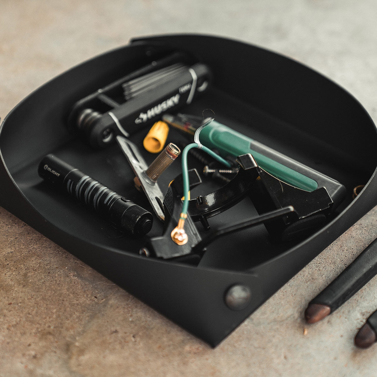 MAGPUL DAKA MAGNETIC FIELD TRAY, LARGE - Korppi Gear