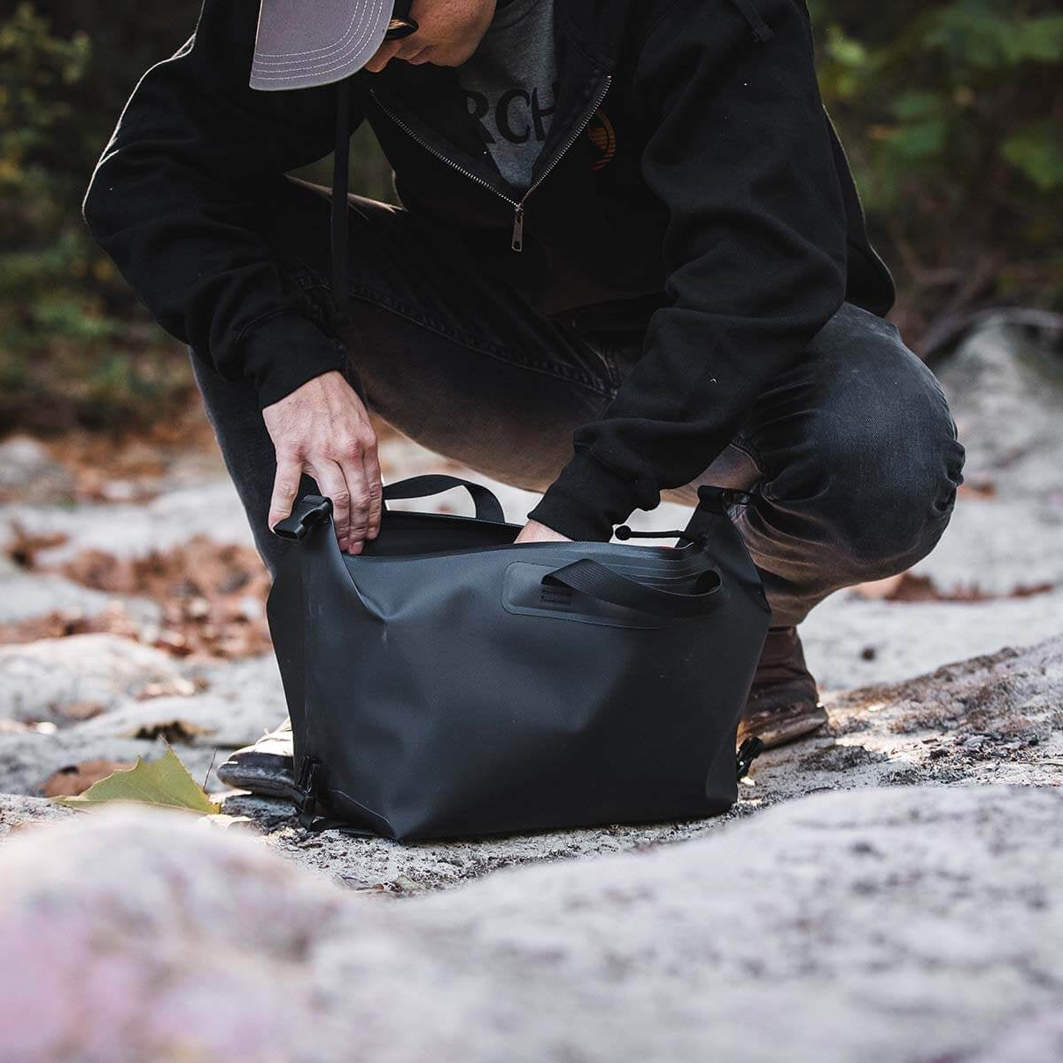 MAGPUL DAKA TAKEOUT, LARGE - Korppi Gear