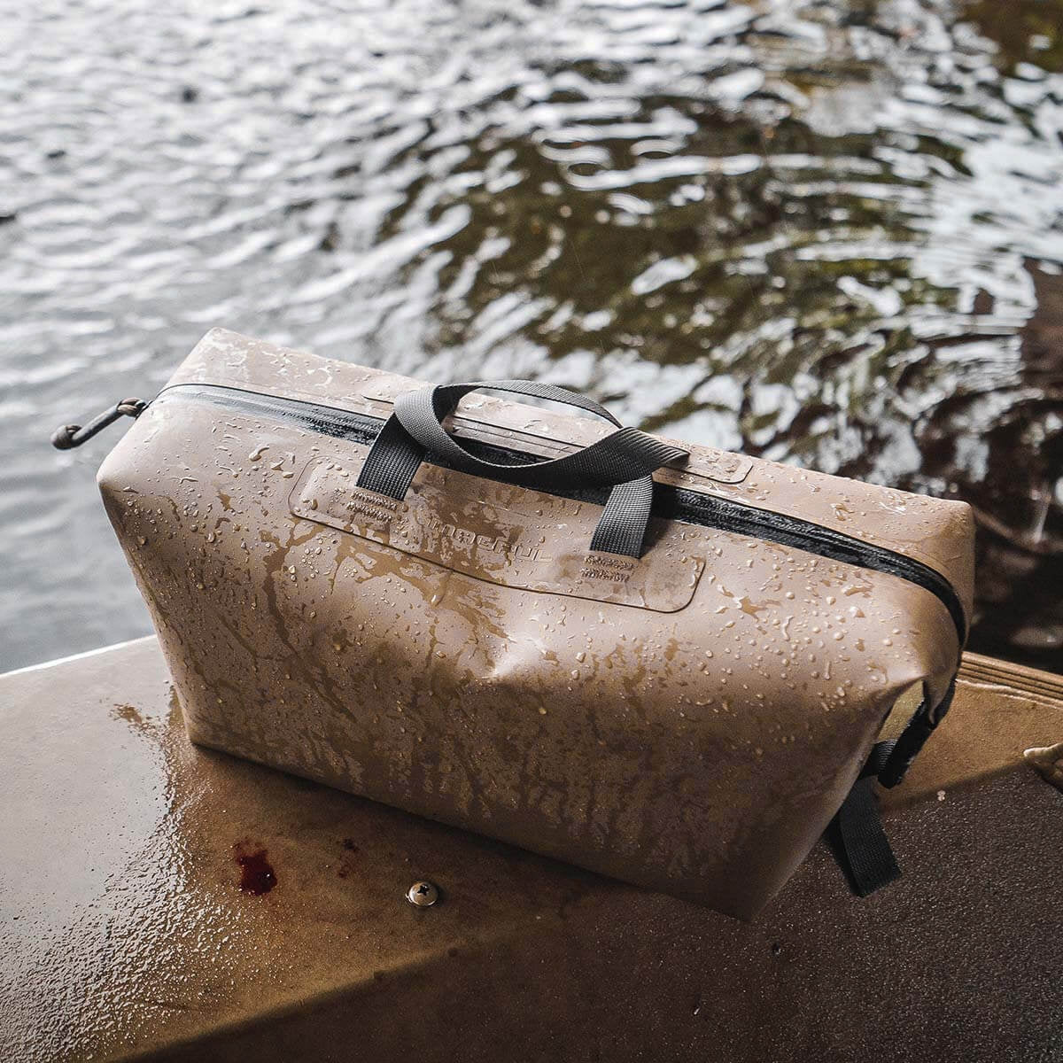 MAGPUL DAKA TAKEOUT, LARGE - Korppi Gear