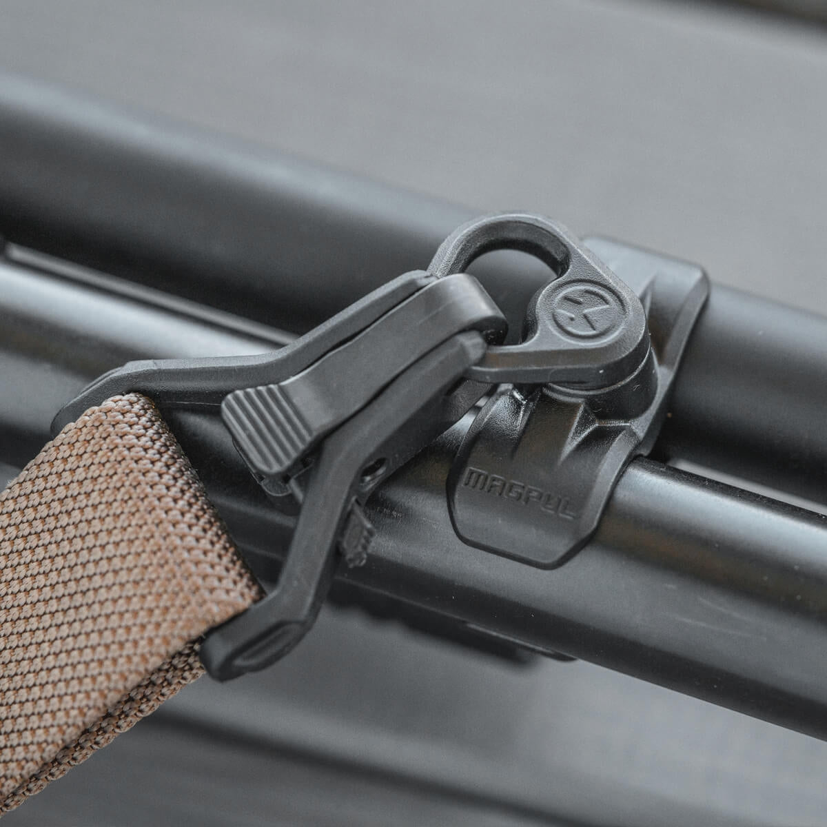 MAGPUL FORWARD SLING MOUNT REMINGTON 870 - Korppi Gear