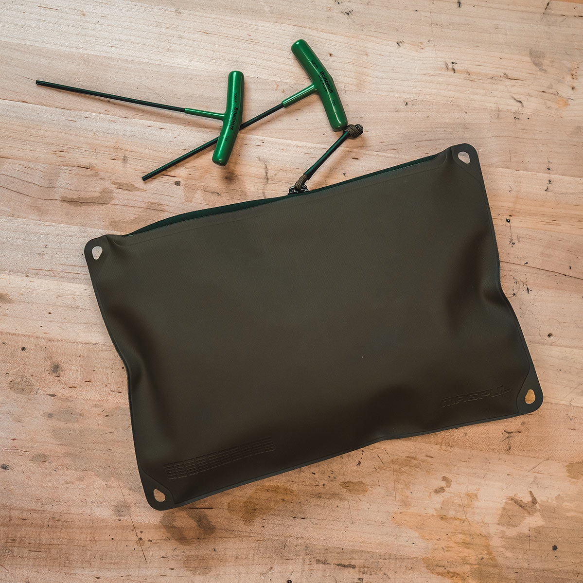 MAGPUL DAKA POUCH, LARGE - Korppi Gear