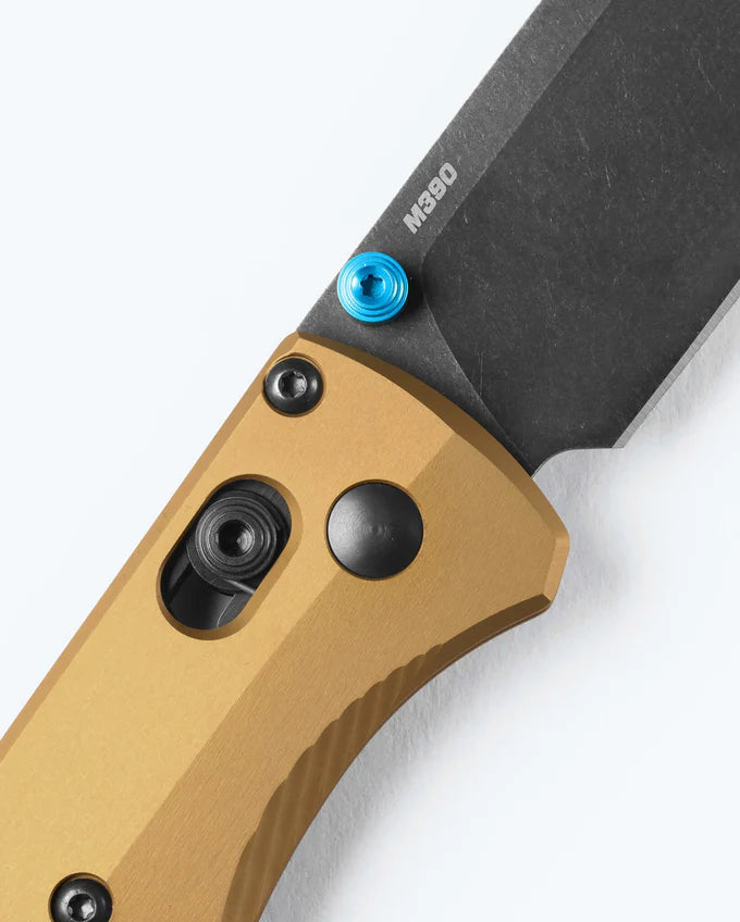 BENCHMADE BUGOUT - BURNT BRASS ALUMINUM - Korppi Gear