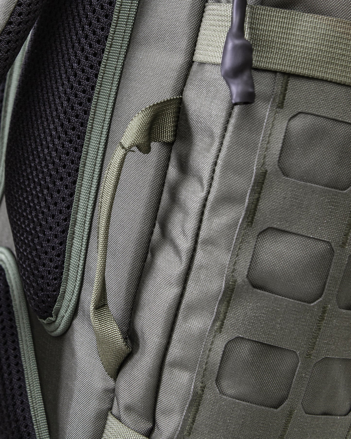 SUITED SYSTEMS "GRABBER" 19L BACKPACK