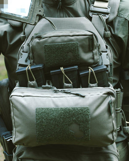 SUITED SYSTEMS ADMIN PANEL WITH TRIPLE MAG POUCH