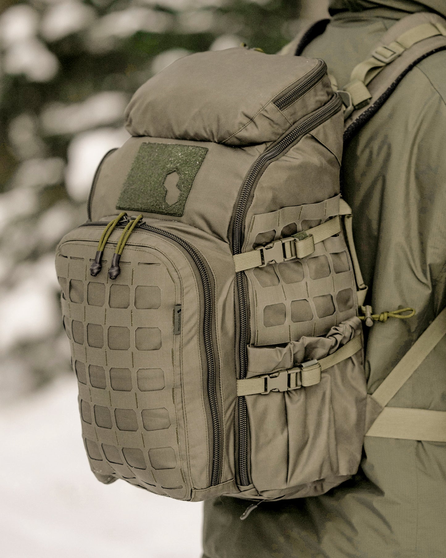 SUITED SYSTEMS "CloseRange" 30L BACKPACK