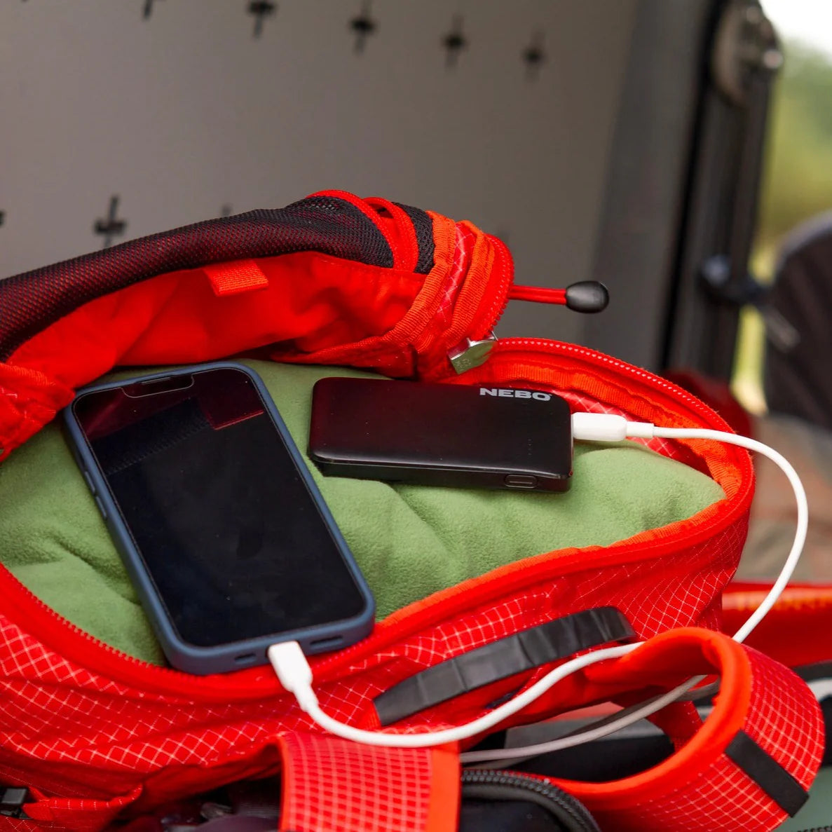 NEBO 5K WIRELESS POWERBANK