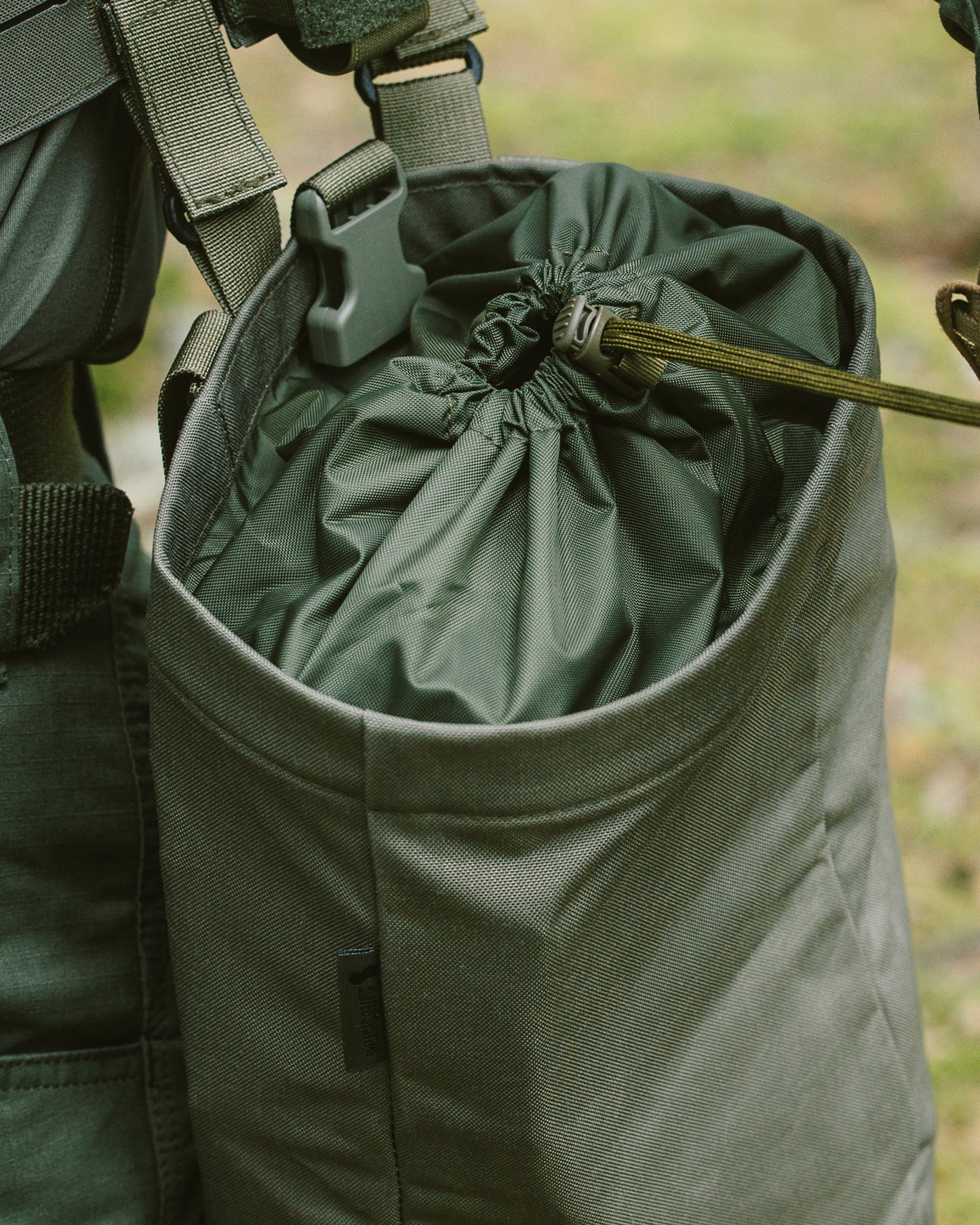SUITED SYSTEMS DROPBAG