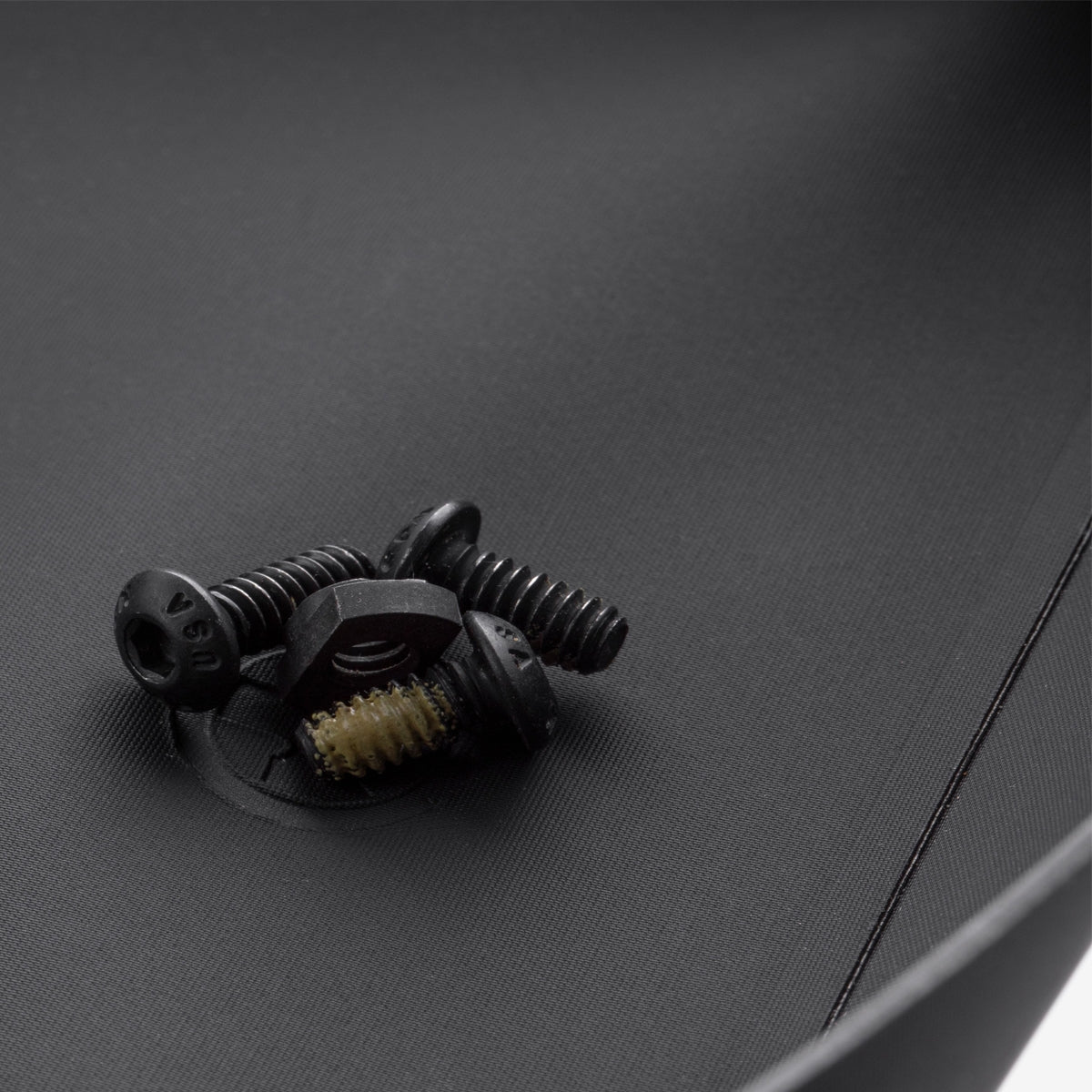 MAGPUL DAKA MAGNETIC FIELD TRAY, LARGE - Korppi Gear