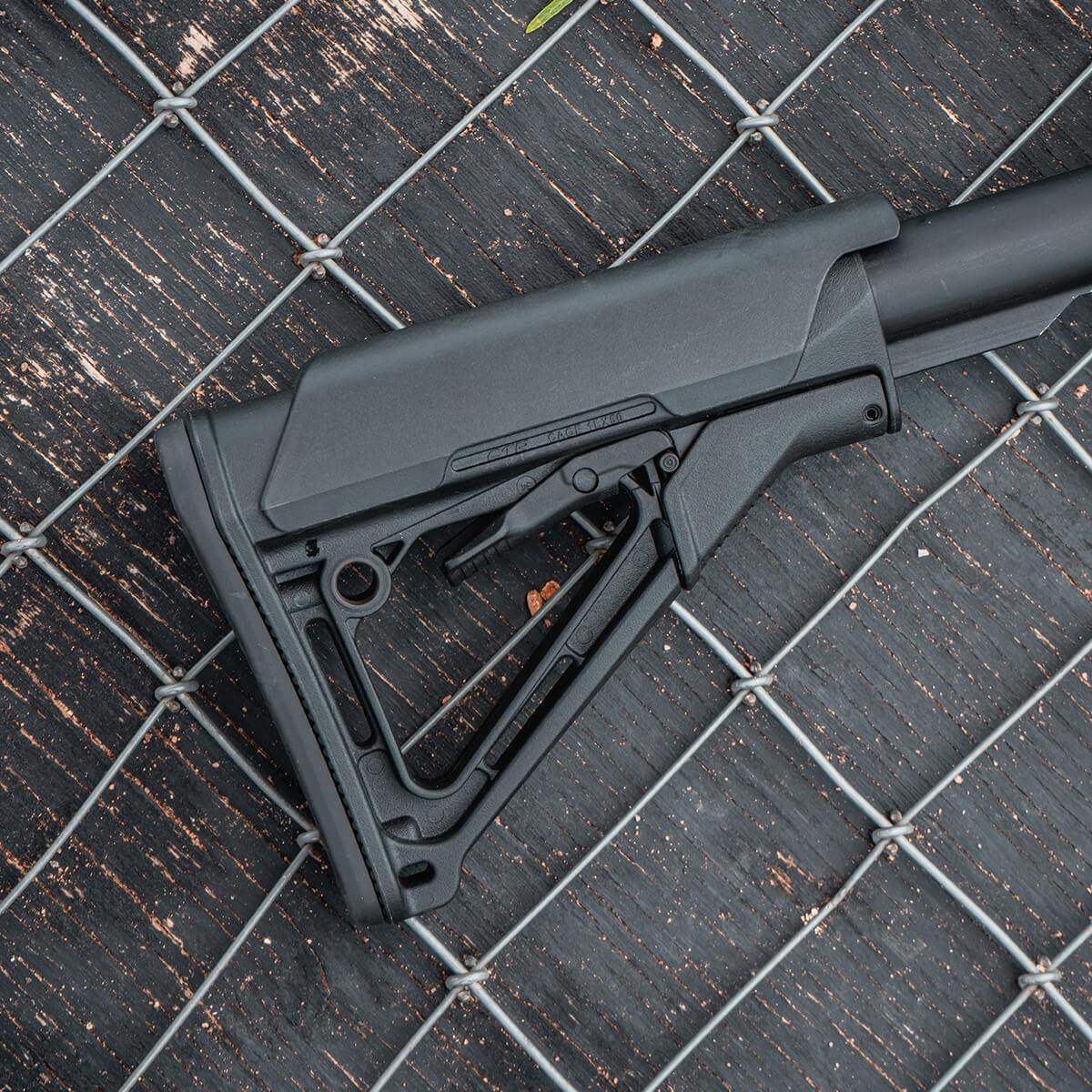 MAGPUL CTR / MOE 0,25" MUSTA POSKIPAKKA - Korppi Gear