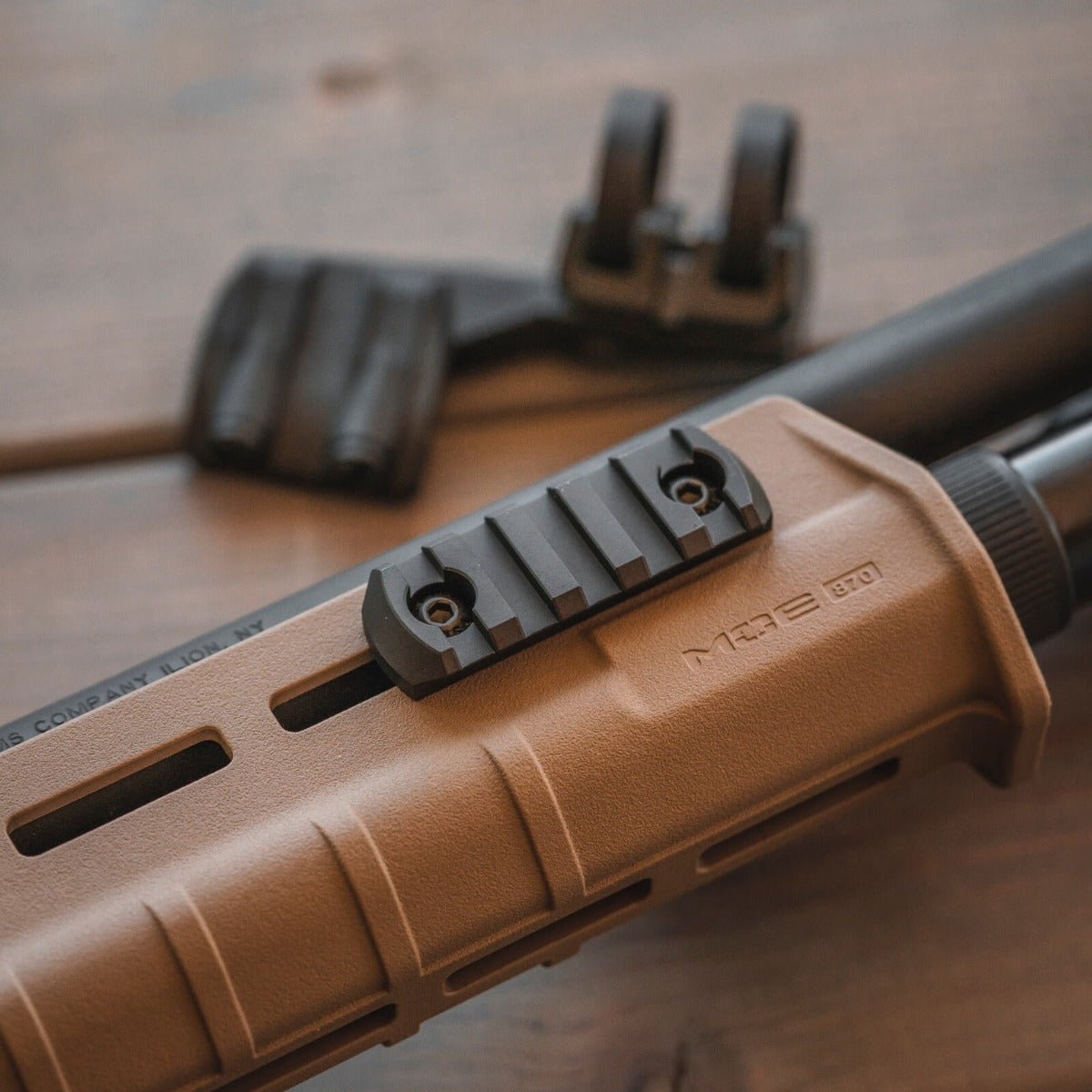 MAGPUL M-LOK ALUMINUM RAIL SECTION, 5 SLOTS - Korppi Gear